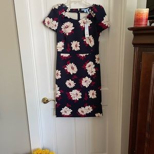 Draper James knee length navy dress. Perfect for fall